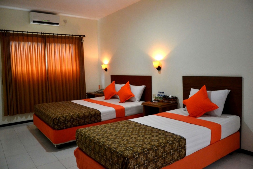 helios hotel malang
