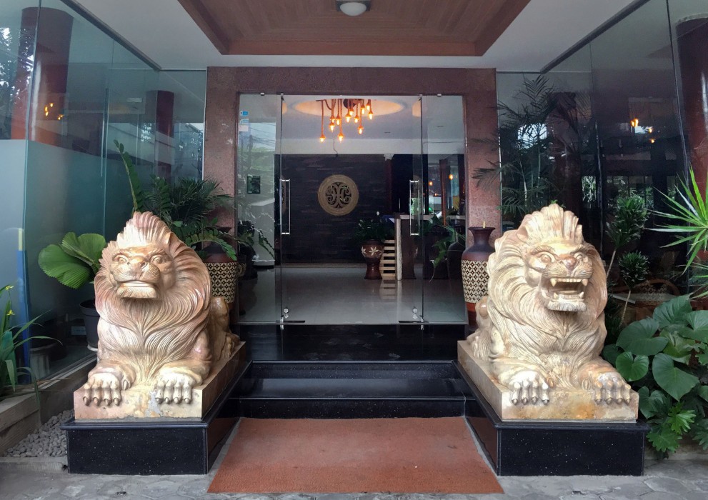 helios hotel malang