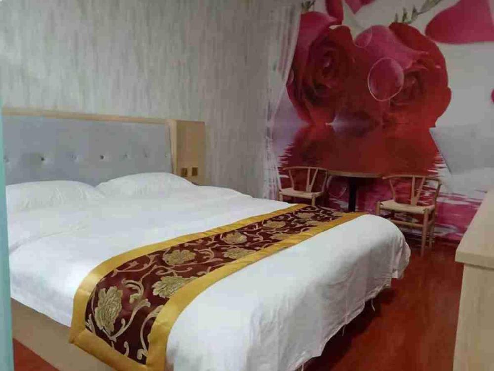 super 8 hotel dingzhou chongwen street