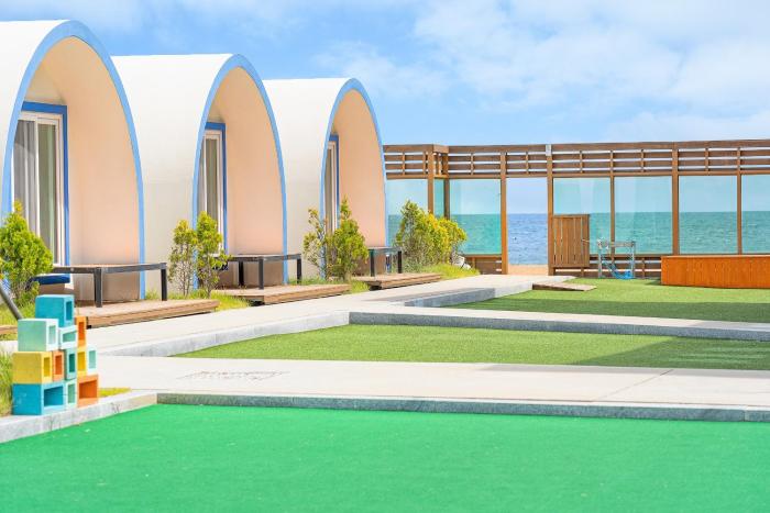 sea port resort