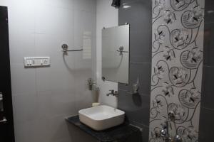 hotel skylark