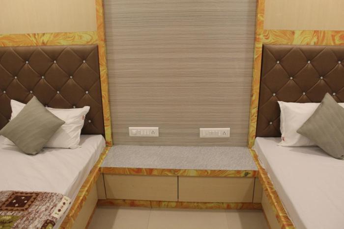 hotel skylark