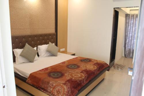 hotel skylark