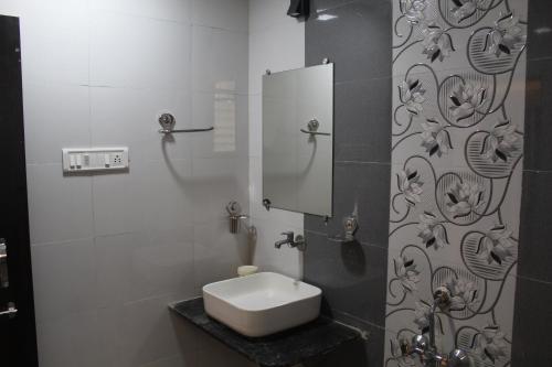hotel skylark