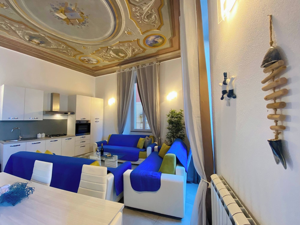 la casa rosa al mare