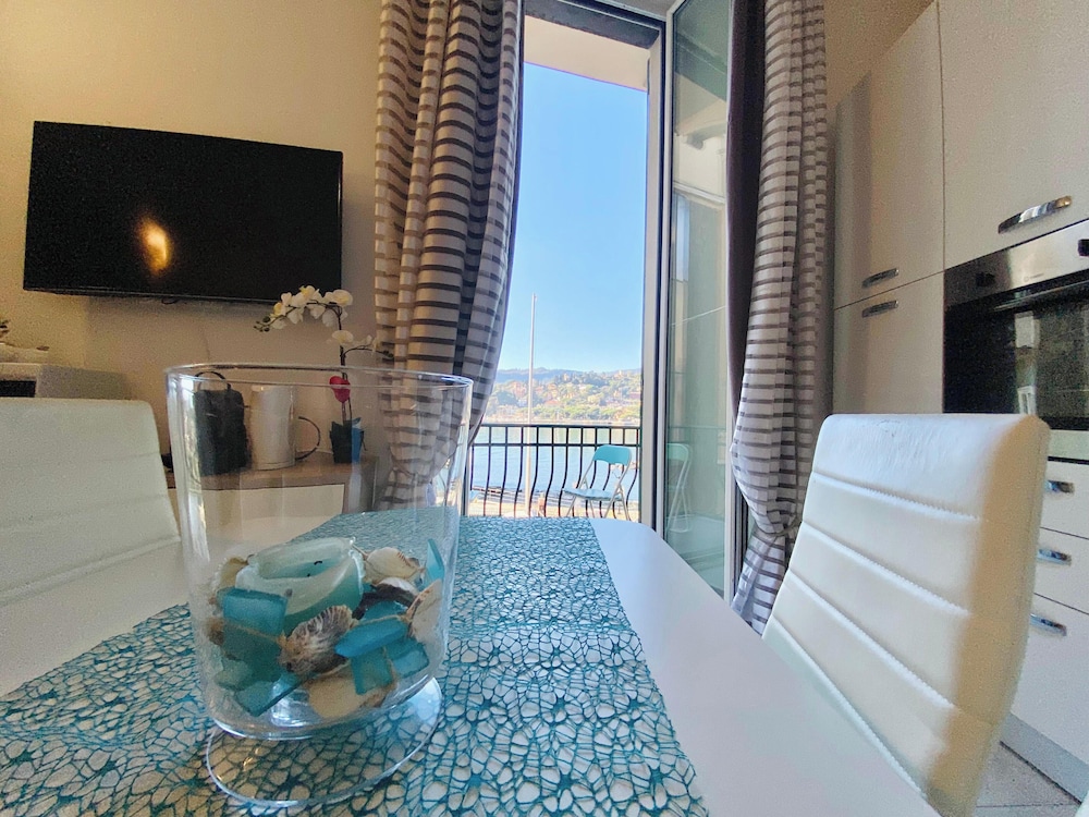 la casa rosa al mare