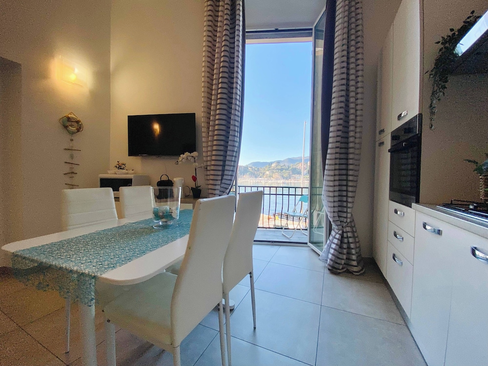 la casa rosa al mare