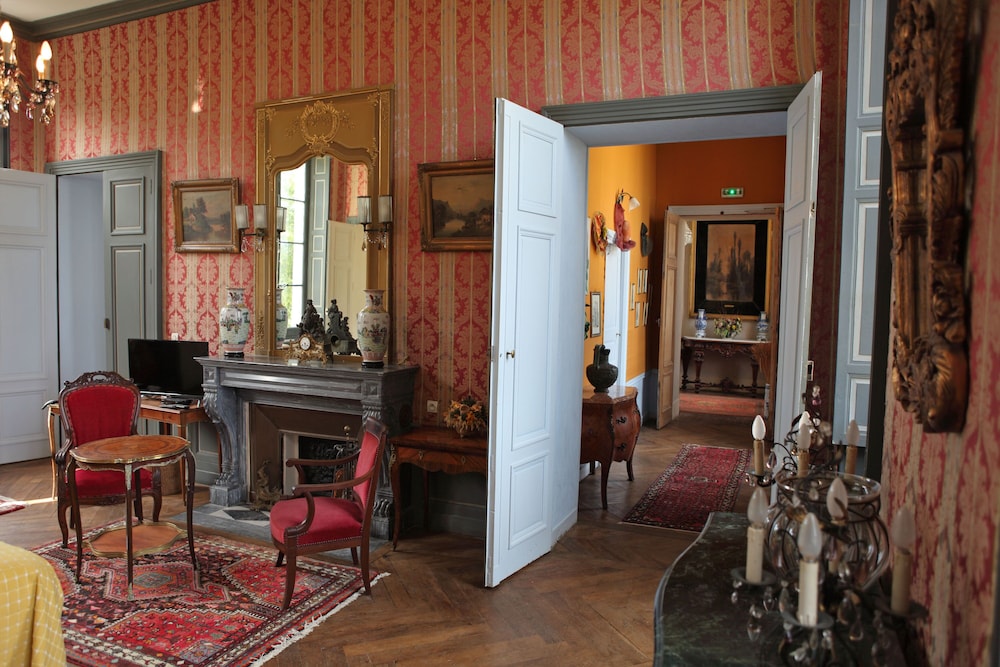 chateau disland avallon vezelay