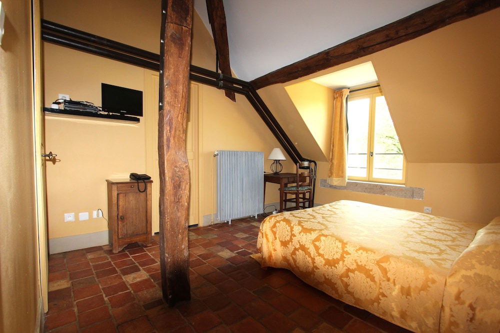 chateau disland avallon vezelay