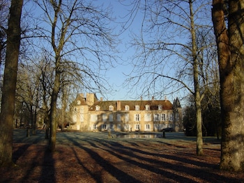 chateau disland avallon vezelay