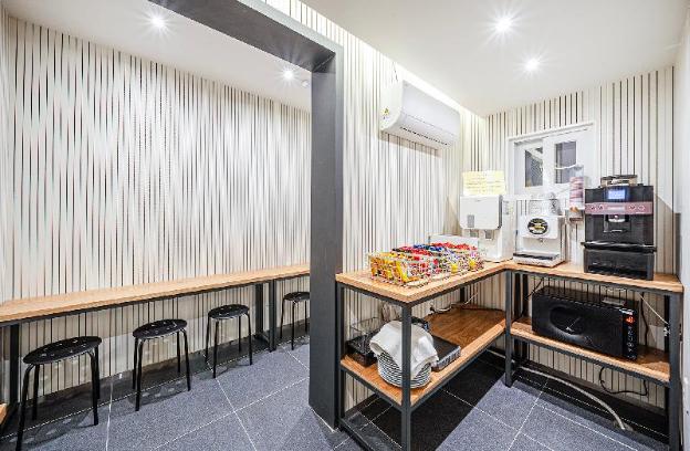 changwon palyongdong hotel tt