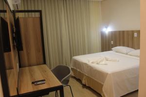 hotel oscar gold janauba