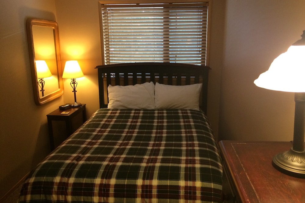 the griz inn