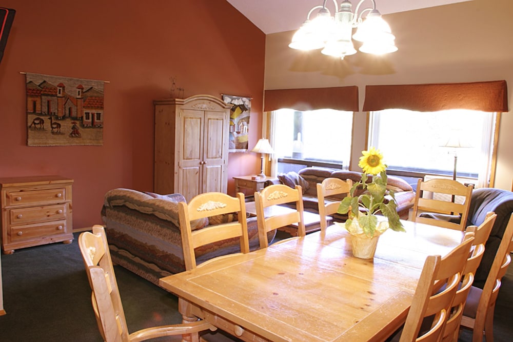 the griz inn