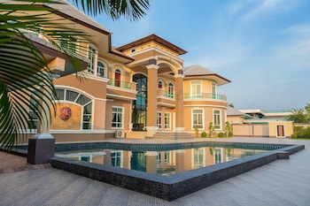 royal graces luxury