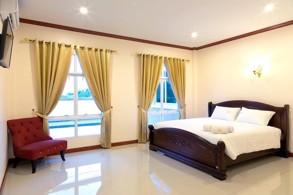 royal graces luxury