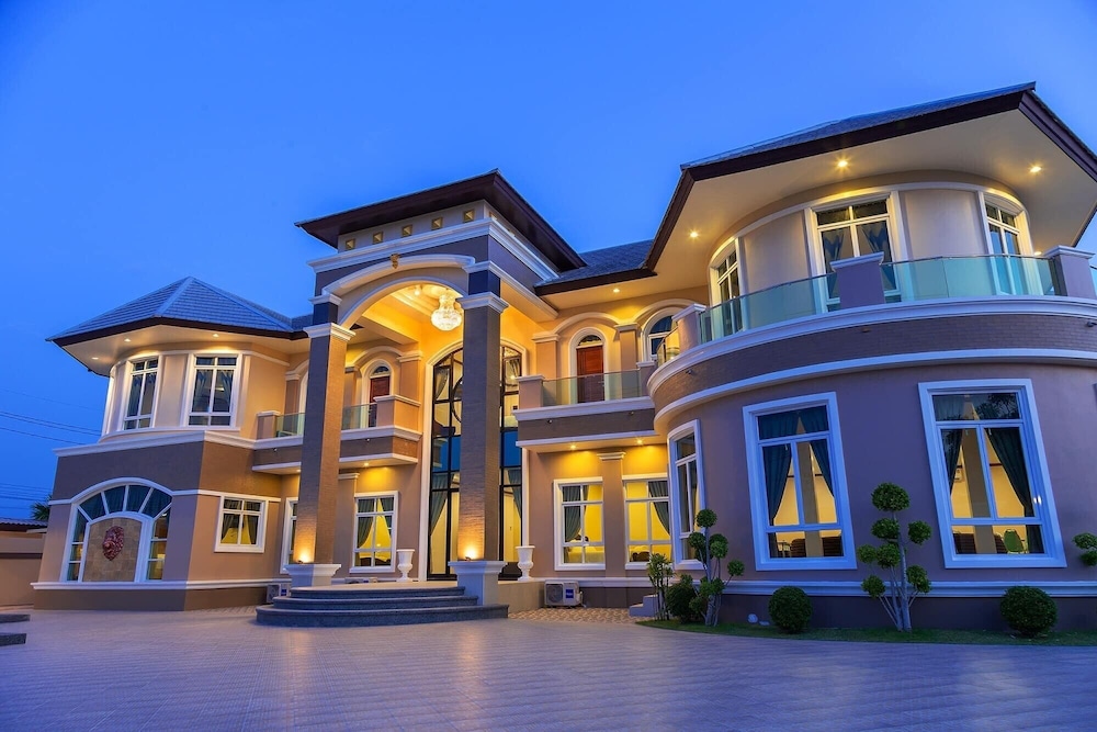royal graces luxury