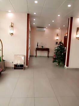 Adamaoua Grand Hotel City,,3.5 star