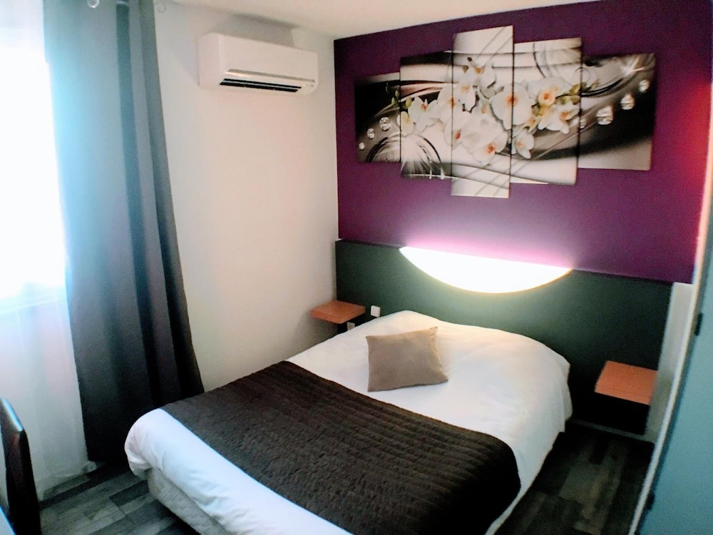 lhotel le marais romilly sur seine centre