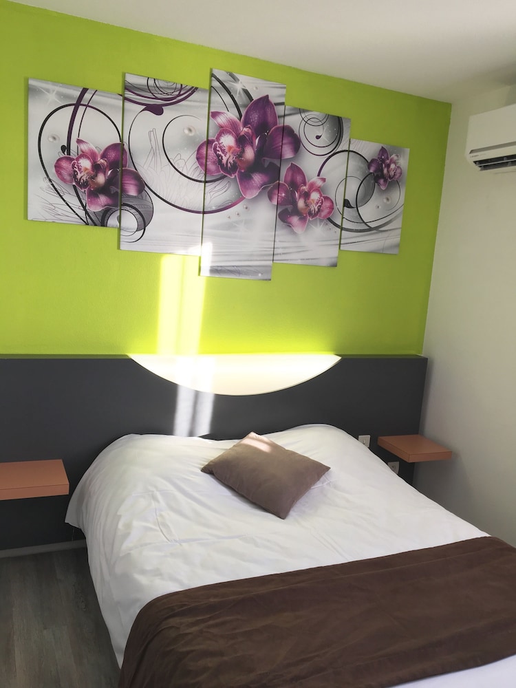 lhotel le marais romilly sur seine centre