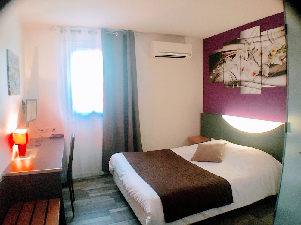 lhotel le marais romilly sur seine centre