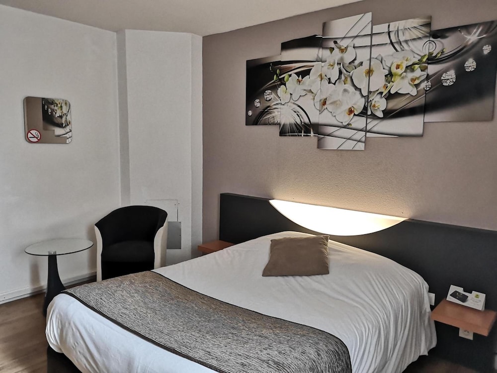 lhotel le marais romilly sur seine centre