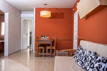 rv hotels apartamentos tropik