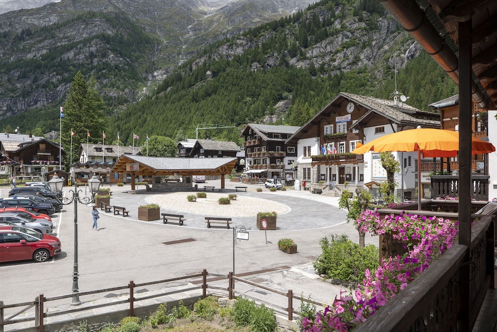 incanto walser apartments piazza