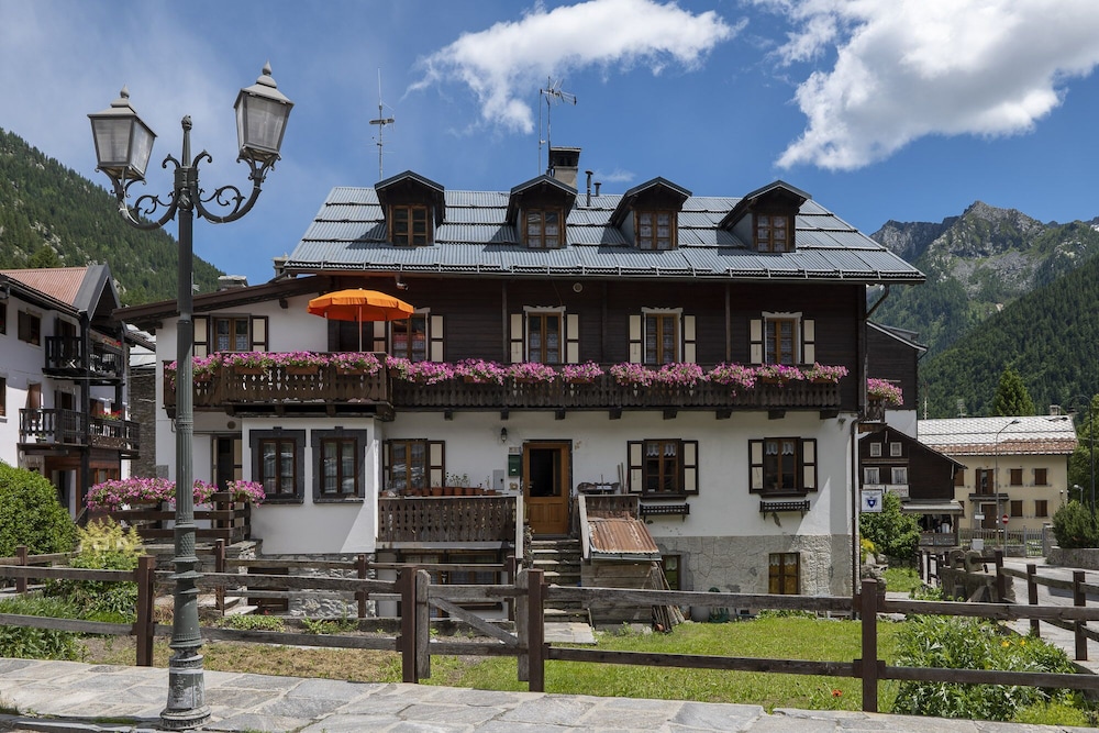 incanto walser apartments piazza