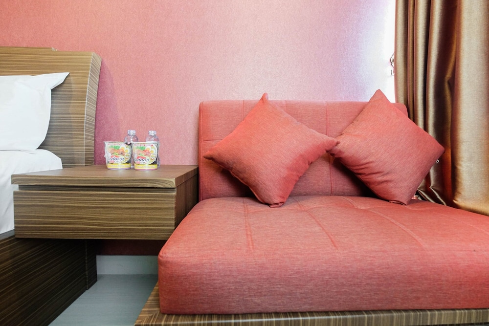 cozy studio apartment at grand kamala lagoon
