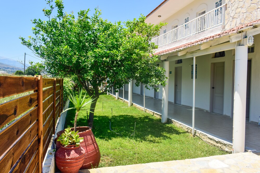 dias studios