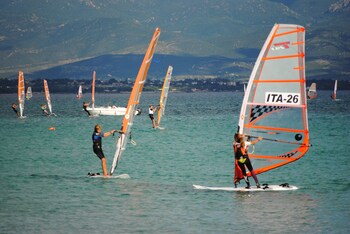 lewis bandb poetto beach