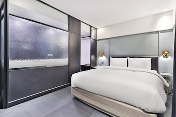 sillim dominic hotel