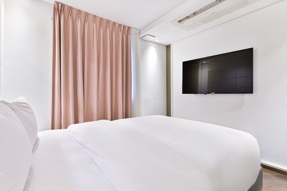 sillim dominic hotel