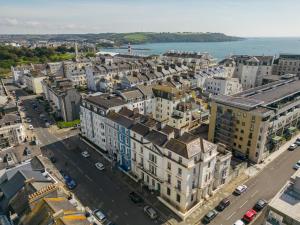 ocean stays hotel plymouth