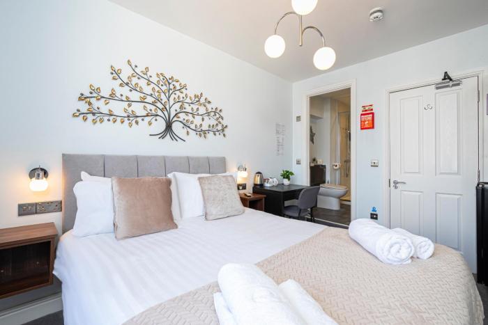 ocean stays hotel plymouth