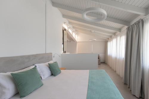 marble luxury suites