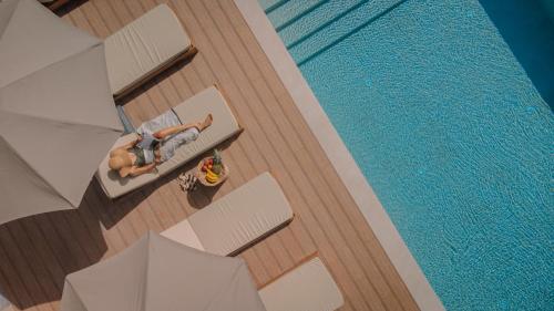 marble luxury suites