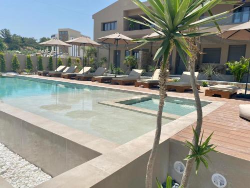 marble luxury suites