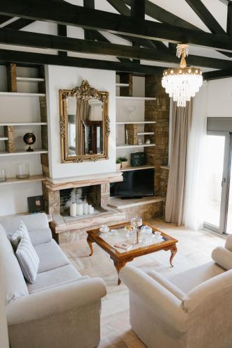 marble luxury suites