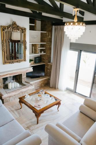 marble luxury suites