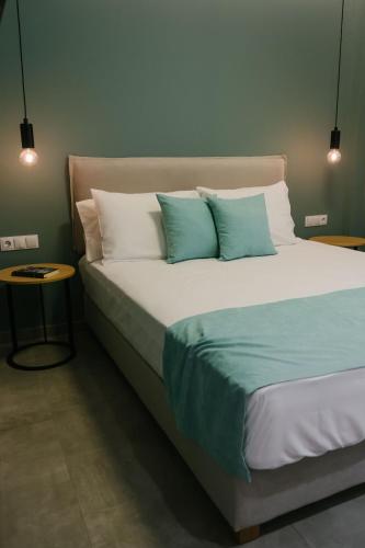 marble luxury suites