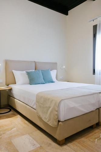 marble luxury suites