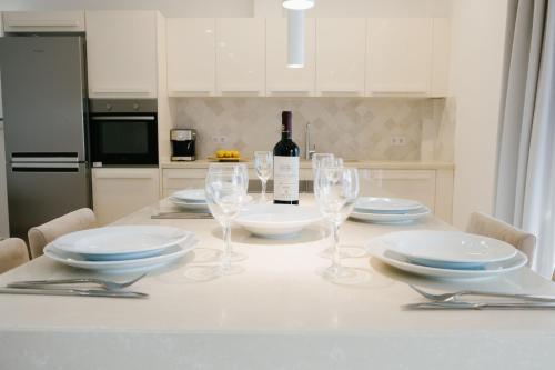 marble luxury suites