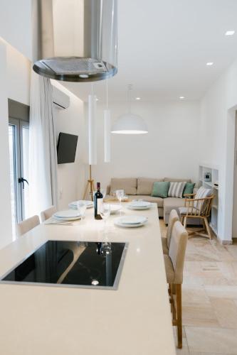 marble luxury suites