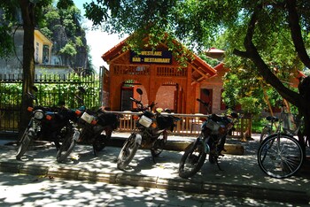 hoa lu