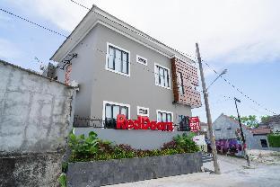 reddoorz near sindu kusuma edupark 3