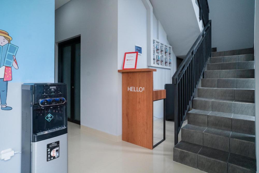 reddoorz near sindu kusuma edupark 3