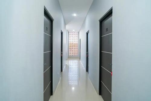 reddoorz near sindu kusuma edupark 3