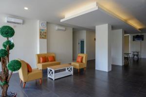 Reddoorz Plus Near Solo Baru,Grogol>>Baki,3 star